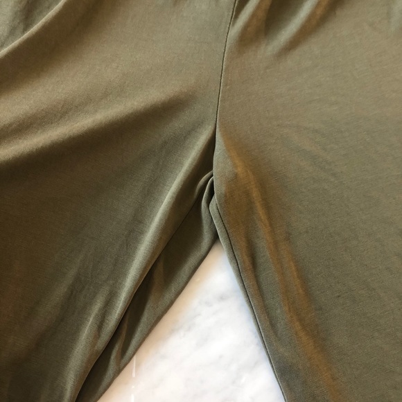 Forever 21 Culotte Jumpsuit - Picture 6 of 6